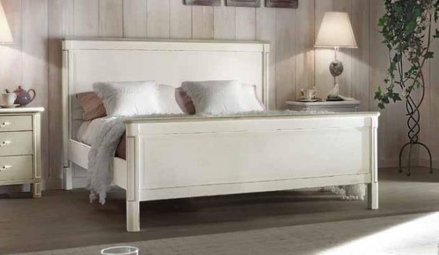 LETTO MATRIMONIALE IN LEGNO MASSICCIO SHABBY CHIC LACCATO per albergo, bandb