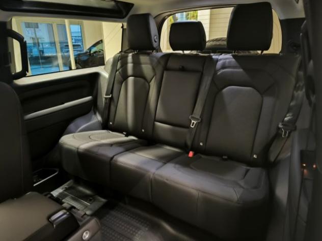 LAND ROVER Defender 90 3.0D I6 200 CV AWD Auto X-Dynamic SE 26MY rif. 23421193 - Foto 6