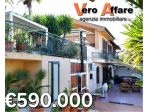 V004128 - VENDESI VILLA 300 MQ CON 1200 MQ GIARDINO