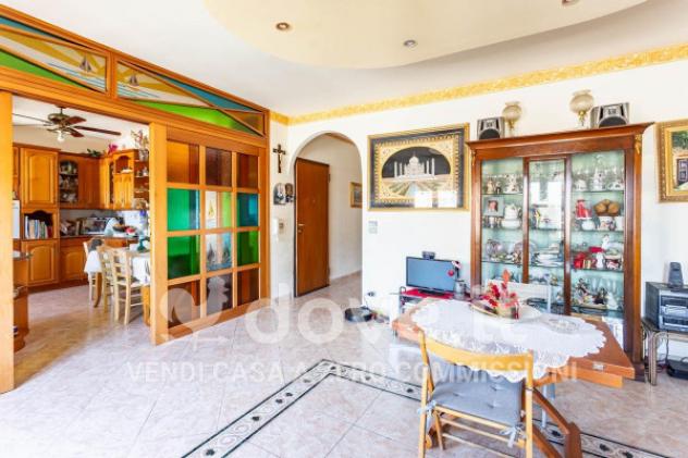 Appartamento di 110 m² con 4 locali e posto auto in vendita a Reggio Calabria - Foto 4