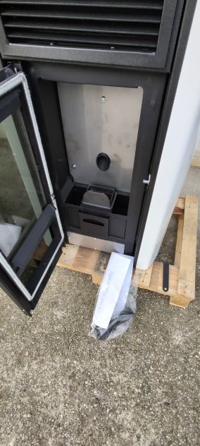 Stufa pellet canalizzata 17 kW - Foto 4