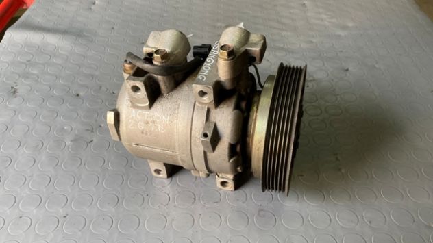 Compressore climatizzatore Ssangyong Actyon 2.0XDI del 2009 (6642300011) - Foto 3