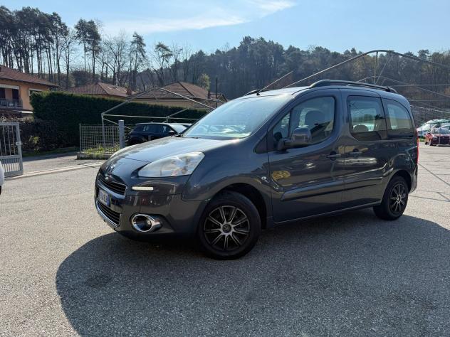 Peugeot Partner Tepee 1.6 hdi Active (premium) 92cv E5 - Foto 2