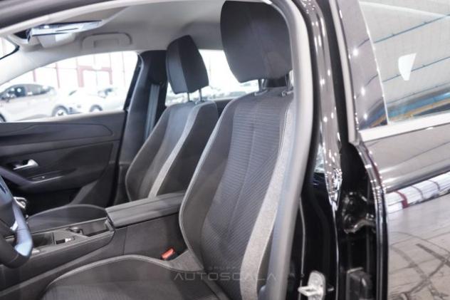 PEUGEOT 308 1.2 PureTech Turbo 130cv S&S SW Active Pack rif. 23756607 - Foto 7