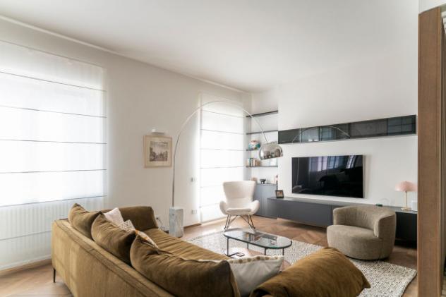 Appartamento di 148 m² con più di 5 locali e box auto in vendita a Milano - Foto 4