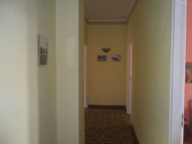 Trilocale per due studenti/esse - Foto 3