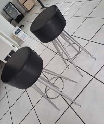 2 sgabelli modello Golia di Maurizio Peregalli per Zeus - Foto 2
