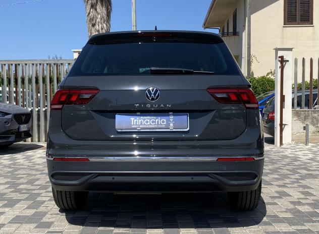 Volkswagen Tiguan Life 2.0 TDI 122 CV - Foto 5