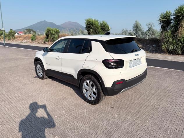 Jeep Avenger 1.2 Turbo 100 CV Longitude - Foto 10