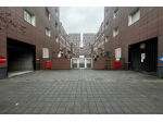Box in Bicocca davanti Teatro Arcimboldi - 120€