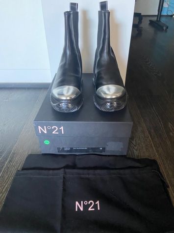 Stivaletti in pelle N°21 neri e argento