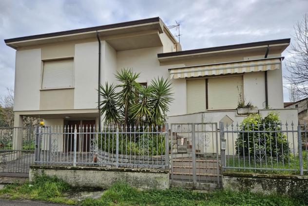 Villa in vendita a Casciavola - Cascina 170 mq Rif: 1394641