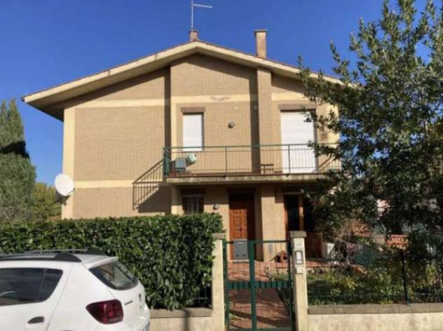 Immobile in asta di 60 m², box auto in vendita a Montepulciano - Foto 2