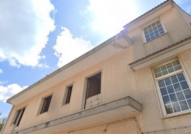 VENDITA APPARTAMENTO CON GARAGE VIA VITO SANTORO VILLA CASTELLI