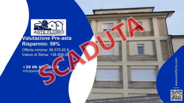 Immobile in asta di 246 m² con più di 5 locali in vendita a Massa Fermana