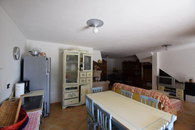 BIFAMILIARE di 5 vani e di 140 mq (VALDOBBIADENE) rif. DB036AB - Foto 2