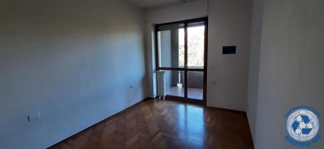 TRIANTE, ELEGANTE QUADRILOCALE DI AMPIA METRATURA - Foto 17