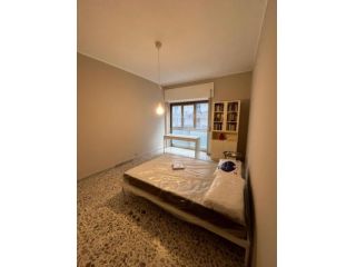 Stanza in appartamento in affitto a Napoli