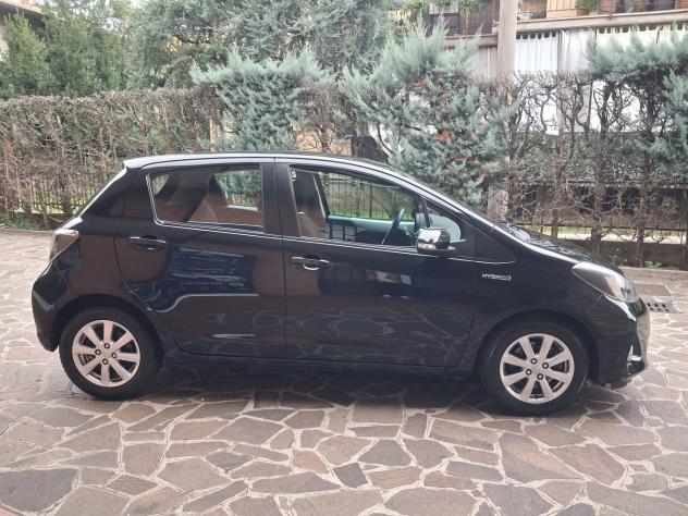 Toyota Yaris 1.5 Hybrid 5 porte Lounge - Foto 4