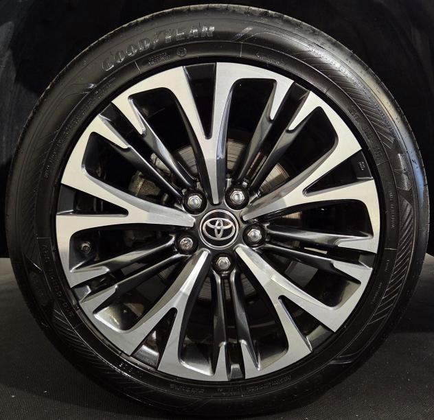 Toyota Yaris Cross 1.5H (116 CV) E-CVT Lounge AWD - Foto 5