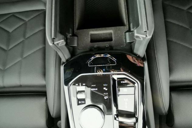BMW Serie 5 520i sDrive M Sport Gancio Pelle Camera 360° Tetto - Foto 9