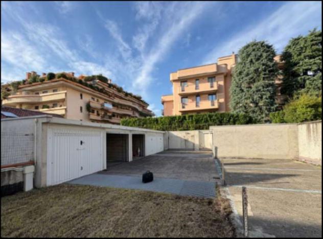 Immobile in asta di 14 m², box auto in vendita a Muggiò - Foto 3