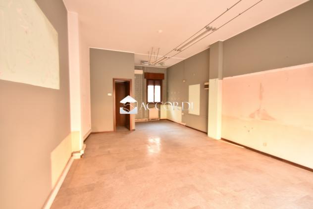 NEGOZIO di 1 vani e di 50 mq (CONEGLIANO) rif. SM46AF
