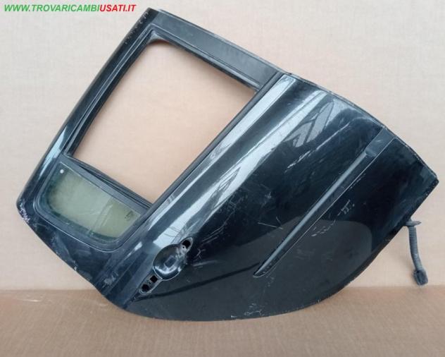 PORTA POST.D. NERO MET. RENAULT CLIO (No Alz. - No Serr.)  Carrozzeria  Lamierati esterni  Porte  Porta post. dx. RENAULT - CLIO II - 01-01-2004 - 01-