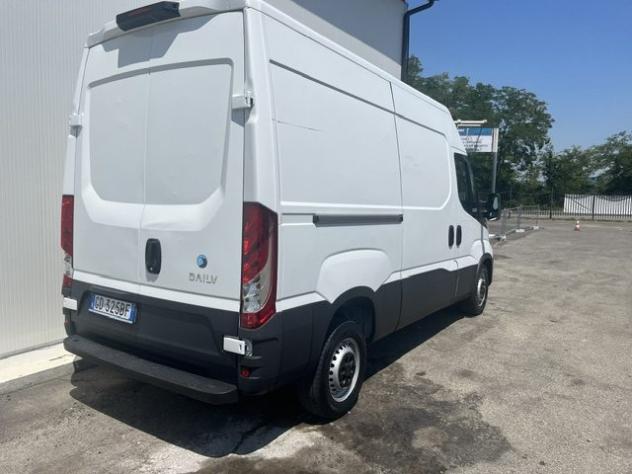 IVECO Daily 33S12V 2.3 HPT PC-TN Furgone rif. 23830281 - Foto 3