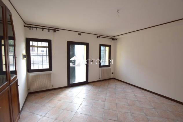 CASA AFFIANCATA di 4 vani e di 115 mq (GIAVERA DEL MONTELLO) rif. PE7B - Foto 4