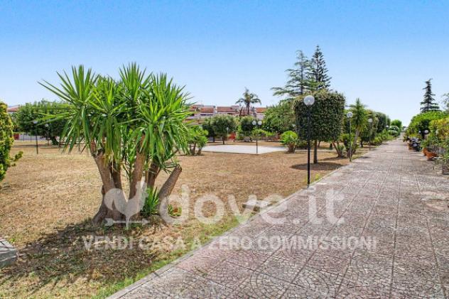 Villetta a schiera di 300 m² con più di 5 locali e box auto in vendita a Taranto - Foto 4