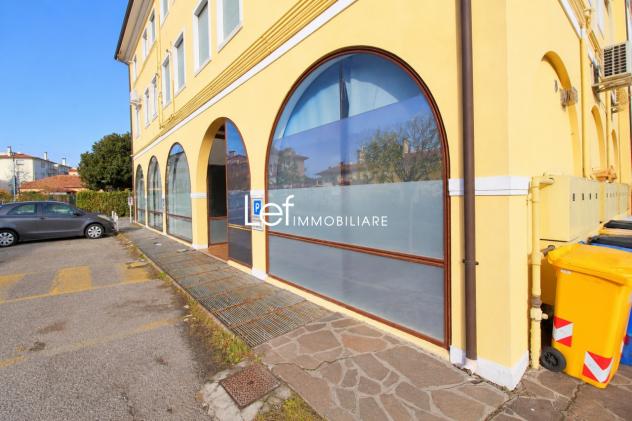 LOCALE COMMERCIALE di 1 vani e di 63 mq (VILLORBA) rif. LC35A - Foto 2