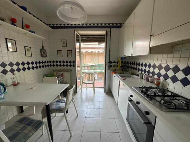 Stanza in appartamento in affitto a Caserta - Foto 12