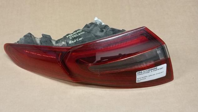 FANALE POST. S. PARTE EST 999-U1296696 Parti elettriche  Fanaleria  Fanali  Fanale post. sx. ALFA ROMEO - STELVIO - 01-04-2017 -