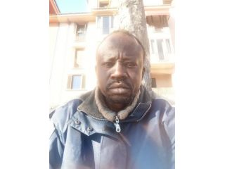 Amore e incontri Sesto Calende - Africano cerca donna Tel:3274513351