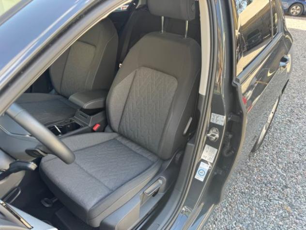 VOLKSWAGEN Golf 1.5 eTSI 115 CV DSG rif. 23913923 - Foto 9