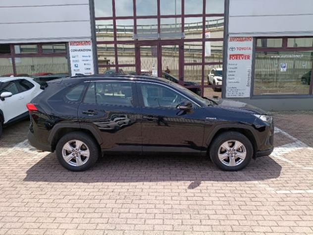 TOYOTA RAV 4 MY23 RAV4 2.5 HV (222CV) E-CVT AWD-i Active rif. 23780442 - Foto 4