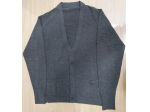 Cardigan grigio scuro 100% lana, made in England, a maniche lunghe.
