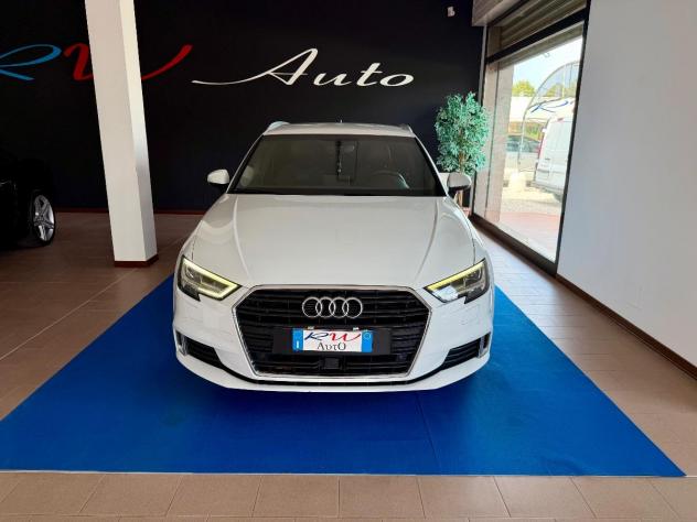 AUDI - A3 - 2.0 TDI S tronic S-Line - Foto 3
