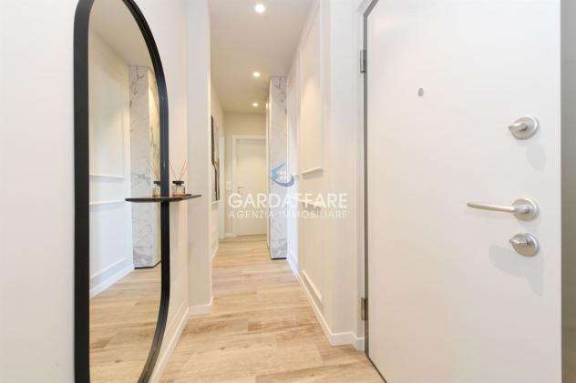 Elegante ATTICO Trilocale all'ultimo piano con ascensore! - Foto 11