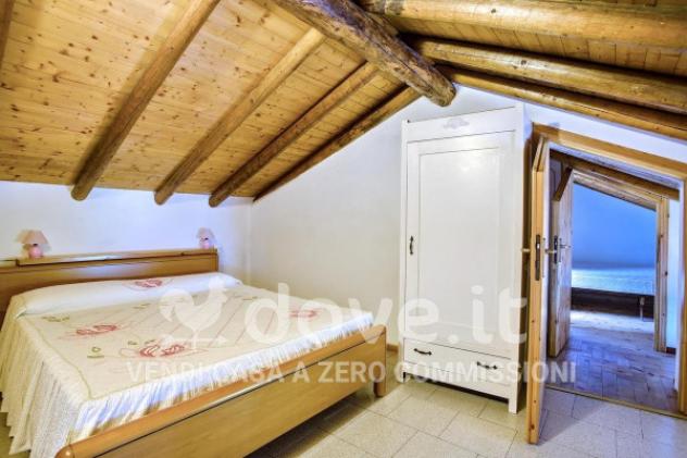Appartamento di 200 m² con 5 locali in vendita a Casalzuigno - Foto 12