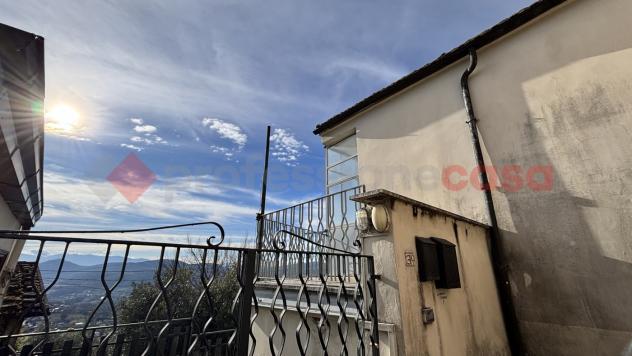 Appartamento - Vico nel Lazio . Rif.: Cod. rif V014VRG - Foto 2