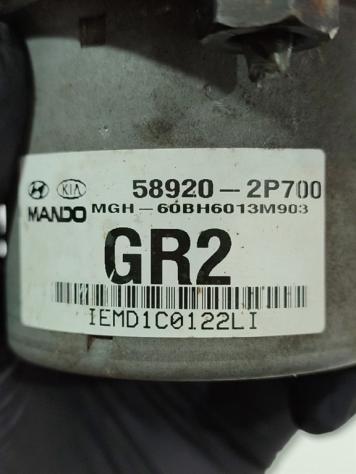 CENTRALINA ABS KIA Sorento 3° Serie 58920-2P700 5WY7F92C D4HB diesel 2199 (09) - Foto 4