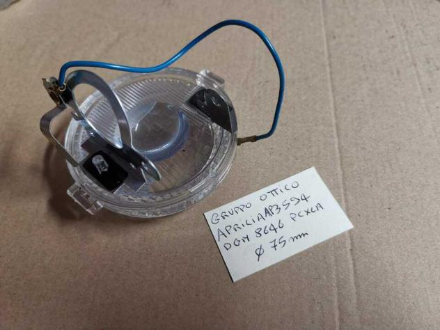 Gruppo ottico faro fanalino ciclomotore Aprilia 3594 - Foto 2