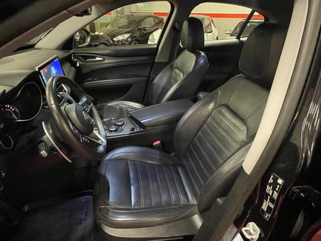Alfa Romeo Stelvio 2.2 Turbodiesel 180 CV AT8 RWD Executive - Foto 10