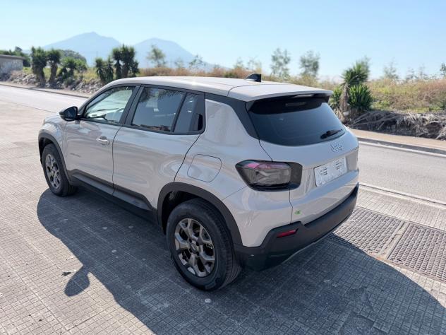 Jeep Avenger 1.2 Turbo 100 CV Longitude - Foto 7