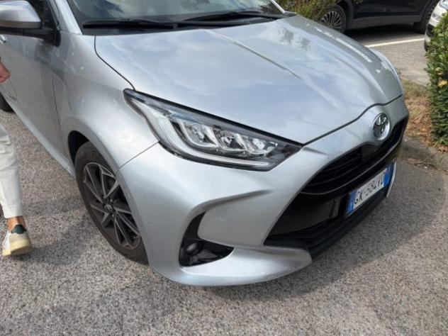 TOYOTA Yaris 1.0 5 porte Trend rif. 24042054 - Foto 2