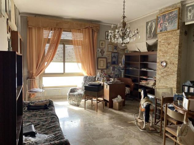 Panoramico appartamento,tripla esposizione,doppio ingresso Viale e Giovanni XXIII - Foto 15