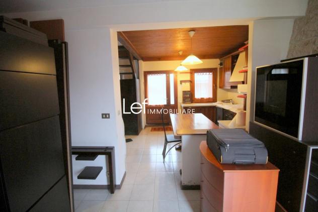 CASA AFFIANCATA di 10 vani e di 349 mq (VALDOBBIADENE) rif. LC60_5 - Foto 3