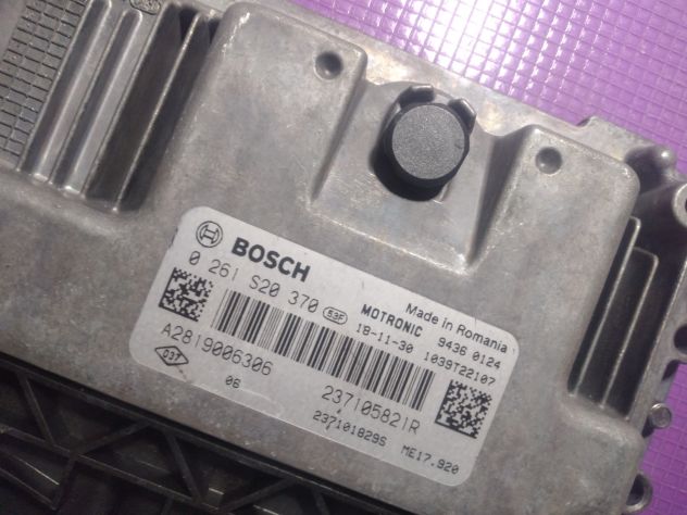 ECU Bosch 0261S20370 237105821R 237101829S A2819006306 CENTRALINA INIEZIONE SMA - Foto 3
